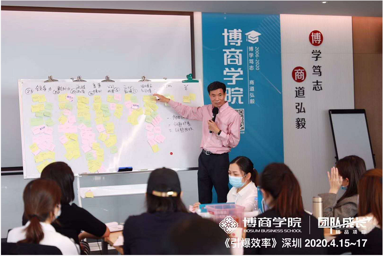 舞臺(tái)設(shè)備